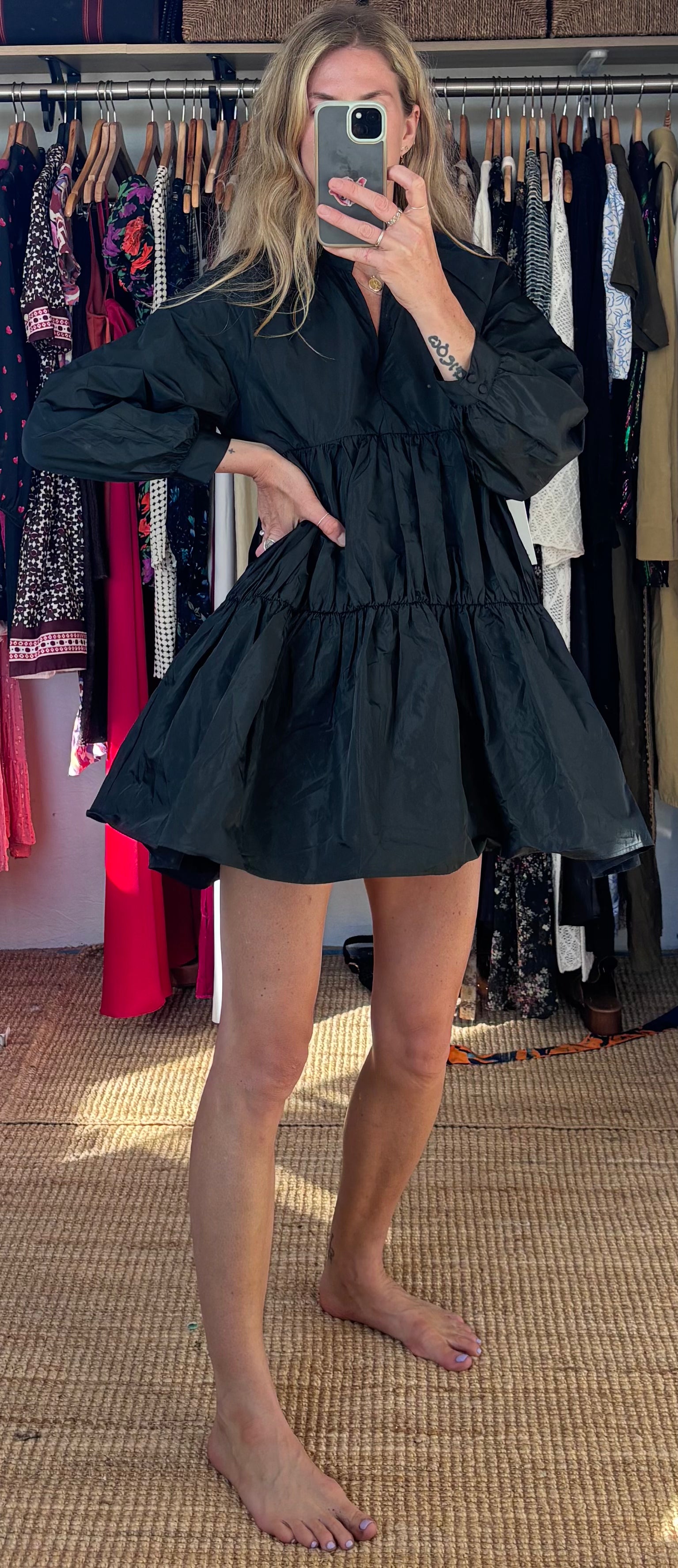 NWT Aritzia Sunday Best Gianna Oversized Tiered Mini Puff Sleeve Babydoll Dress