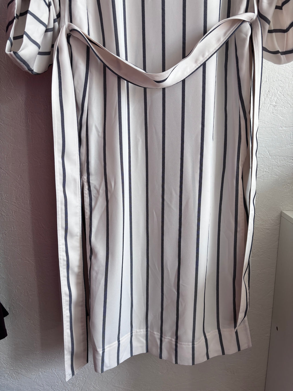 Babaton Aritzia Pinstripe Stripe Khalo Robe Belted Jacket