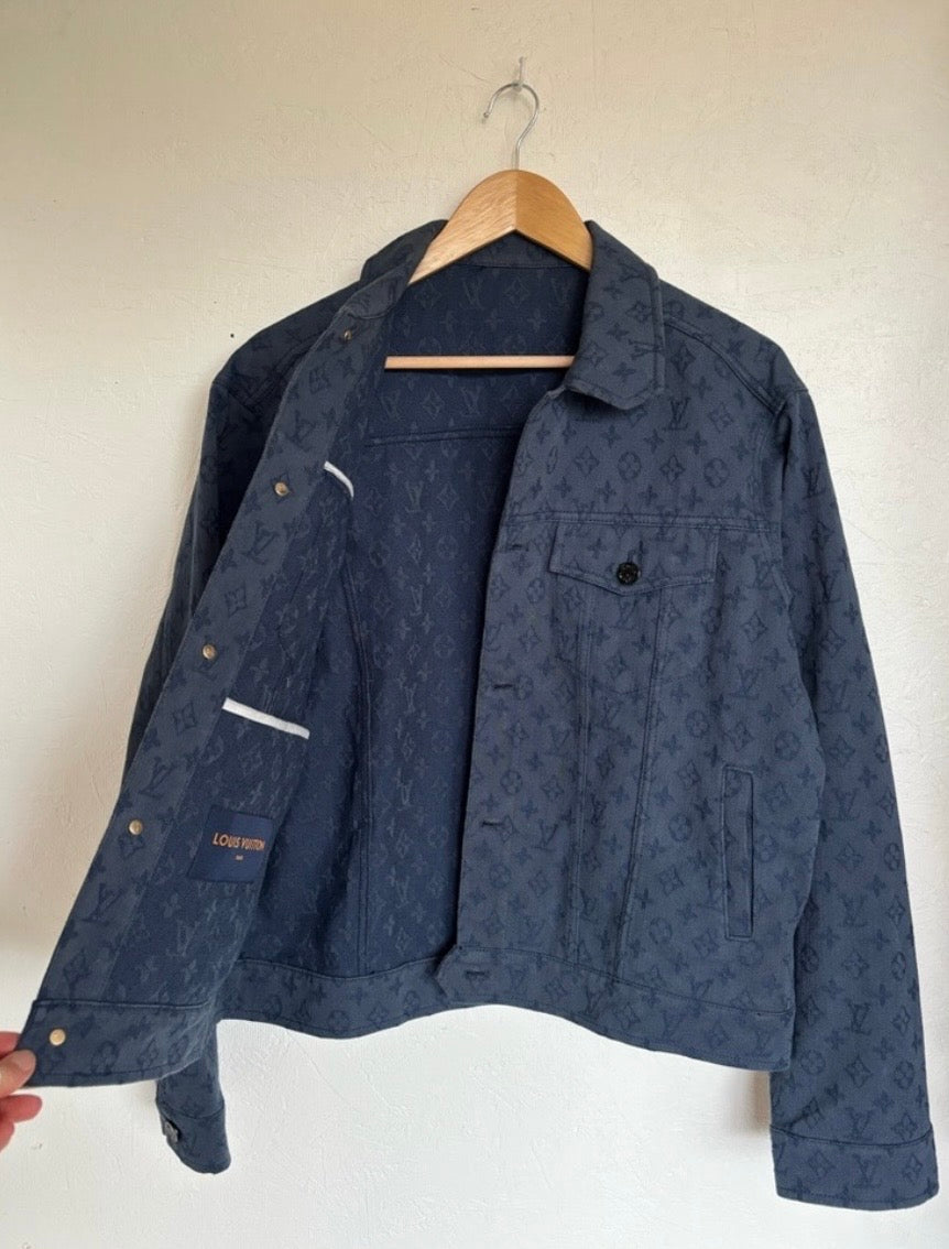 Authentic 2019 Louis Vuitton Blue Monogram Denim Button Front Trucker Jacket