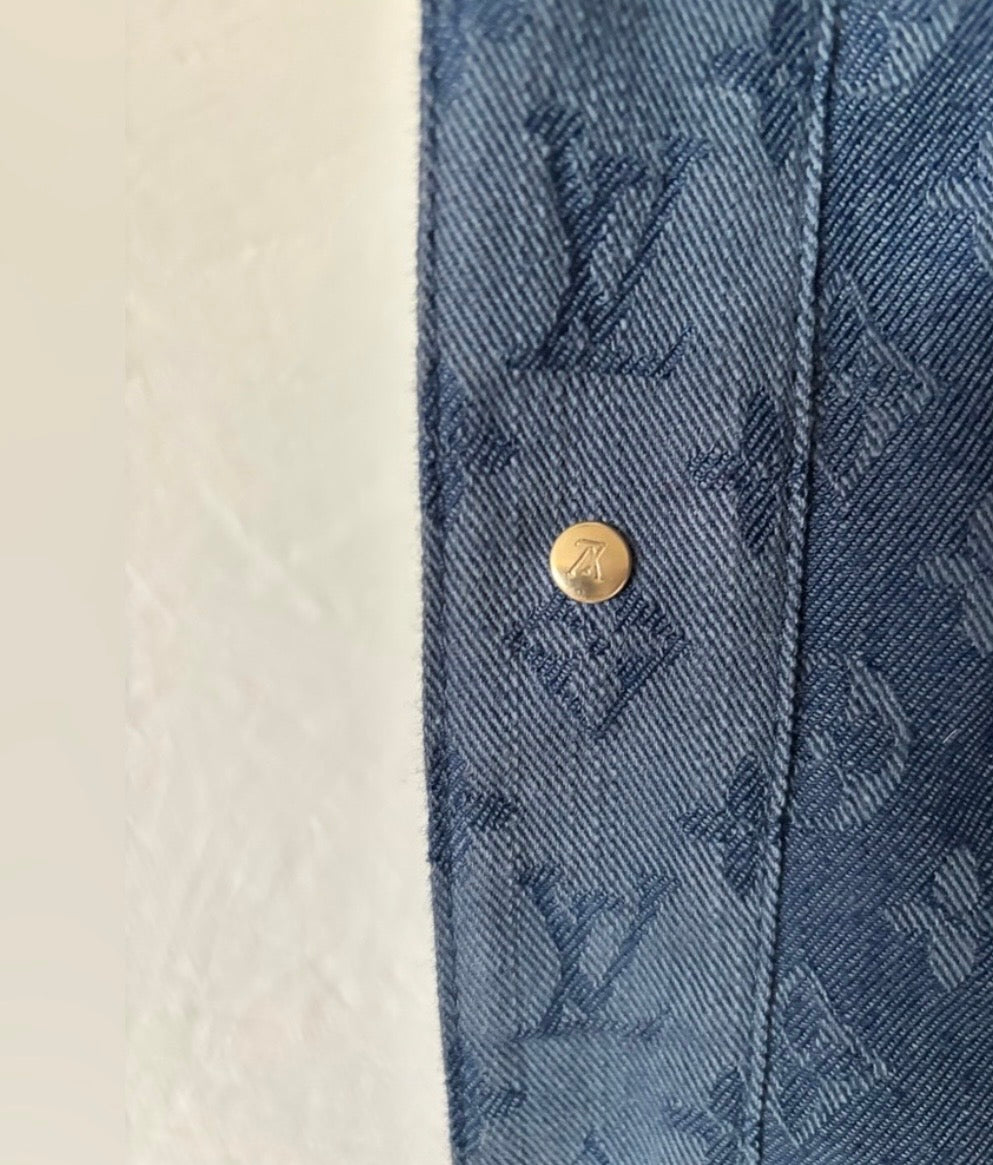 Authentic 2019 Louis Vuitton Blue Monogram Denim Button Front Trucker Jacket