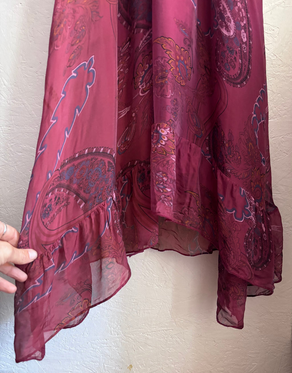 Vintage Anna Melan Made in Italy Boho Burgundy Maroon Paisley Print Ruffle Silk Blend Midi Dress