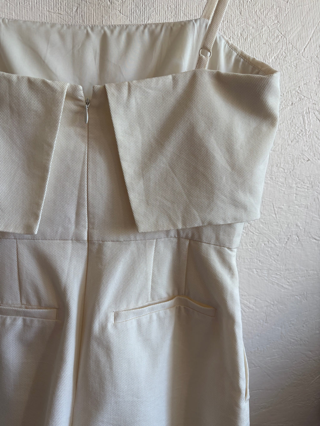 Club Monaco Crepe Textured Cream Spaghetti Strap Romper Playsuit with Pockets