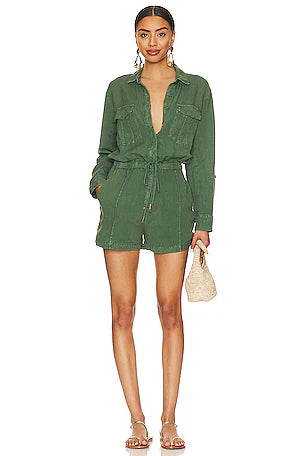 NWT YFB Young Fabulous and Broke Green Linen Blend Button Down Utility Lakeside Romper
