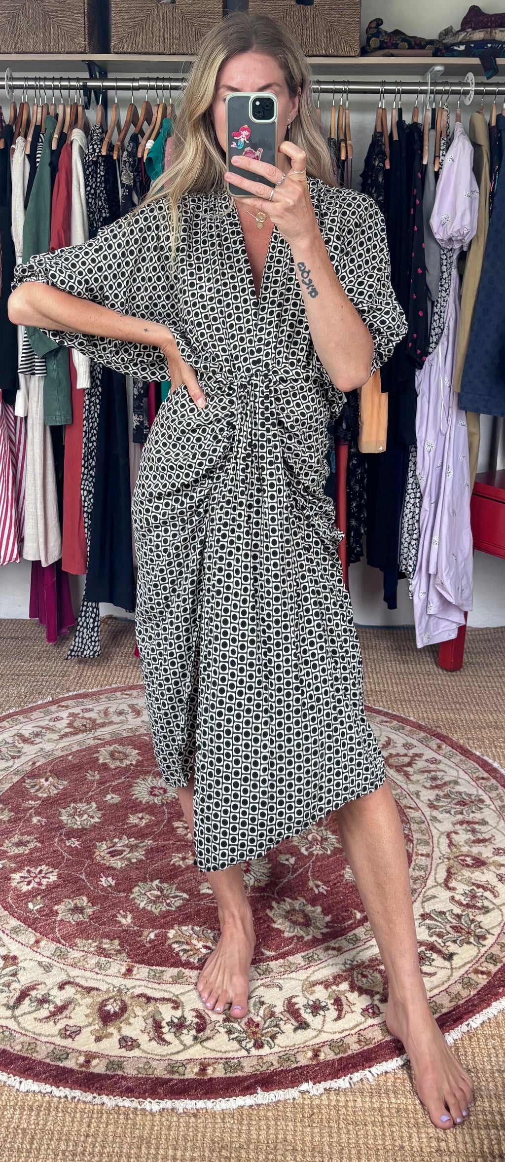 Bamboo Blonde Geo Print Ruched Slit V Neck Puff Sleeve Relaxed Fit Midi Dress