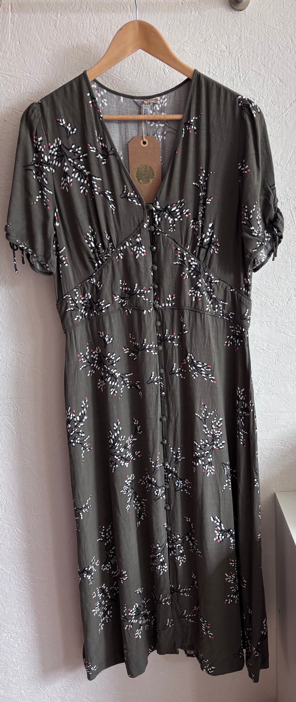 Jigsaw Sophelia Olive Grey Green Floral Print Button Down Short Sleeve Midi Maxi Tea Dress