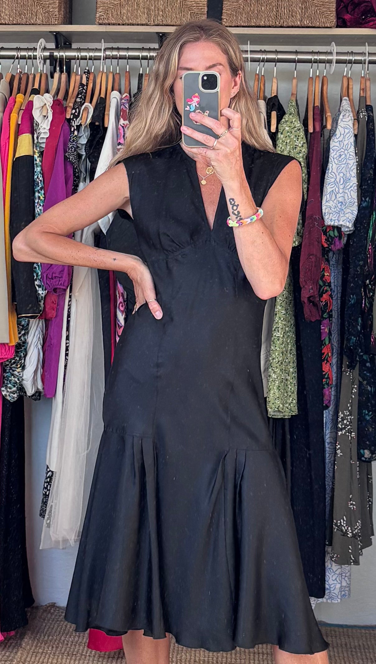 Vintage Jacob 100% Silk Classic Timeless Elegant Black V Neck Fishtail Midi Dress