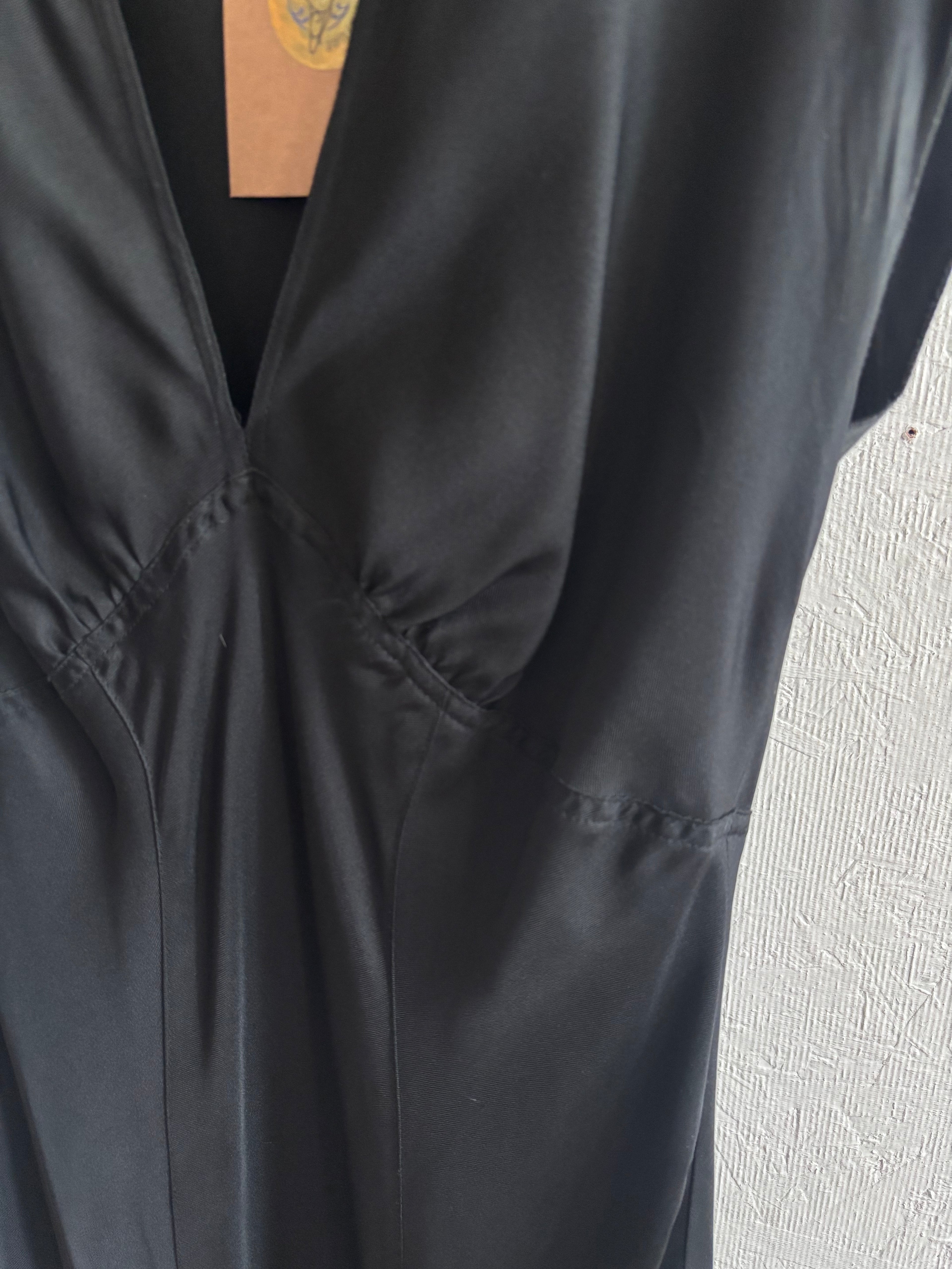 Vintage Jacob 100% Silk Classic Timeless Elegant Black V Neck Fishtail Midi Dress