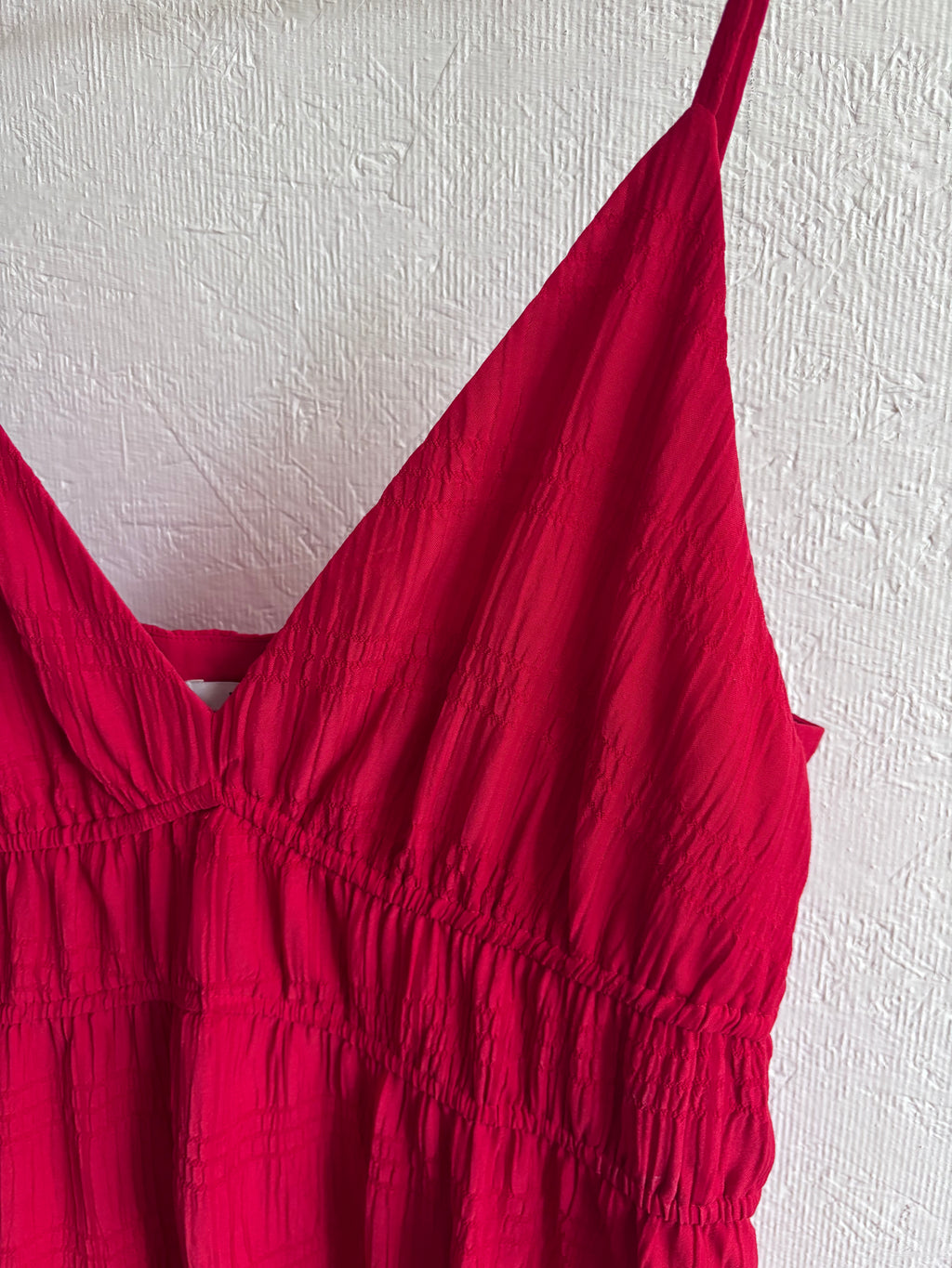 RW&CO Red V Neck Textured Spaghetti Strap Lightweight Maxi Dress