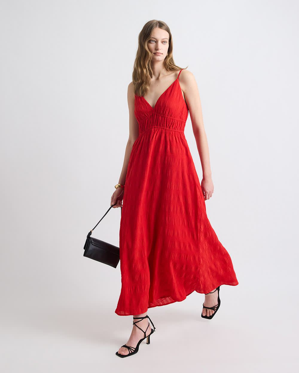 RW&CO Red V Neck Textured Spaghetti Strap Lightweight Maxi Dress