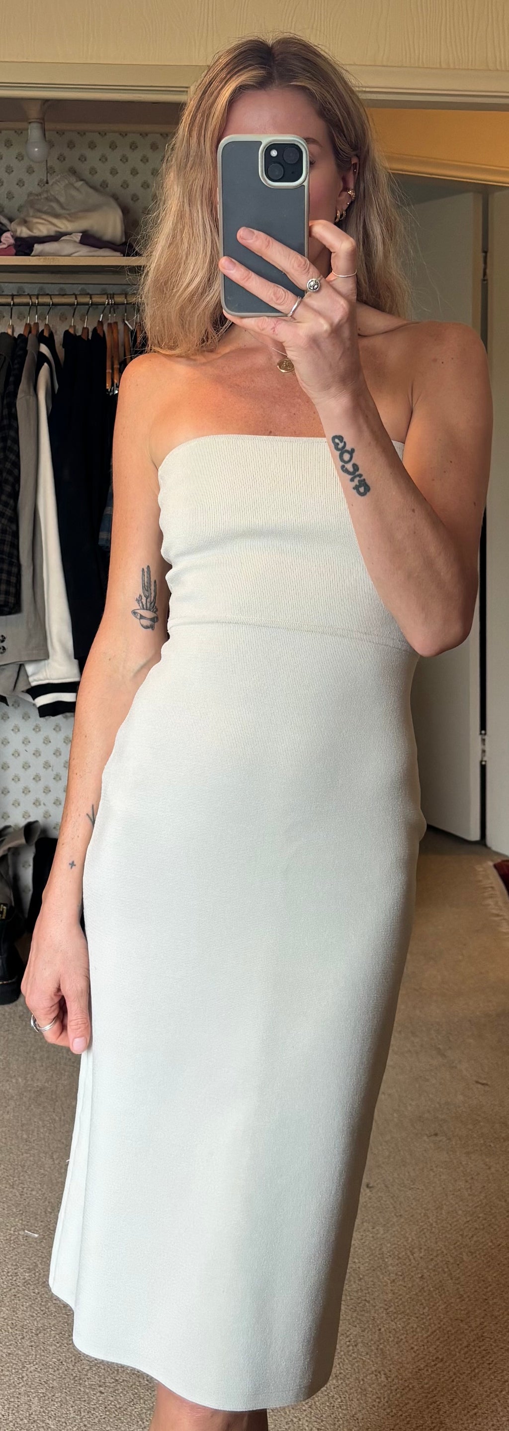Babaton Aritzia Platform Sculpt Knit Bodycon Cream Bardot Midi Dress