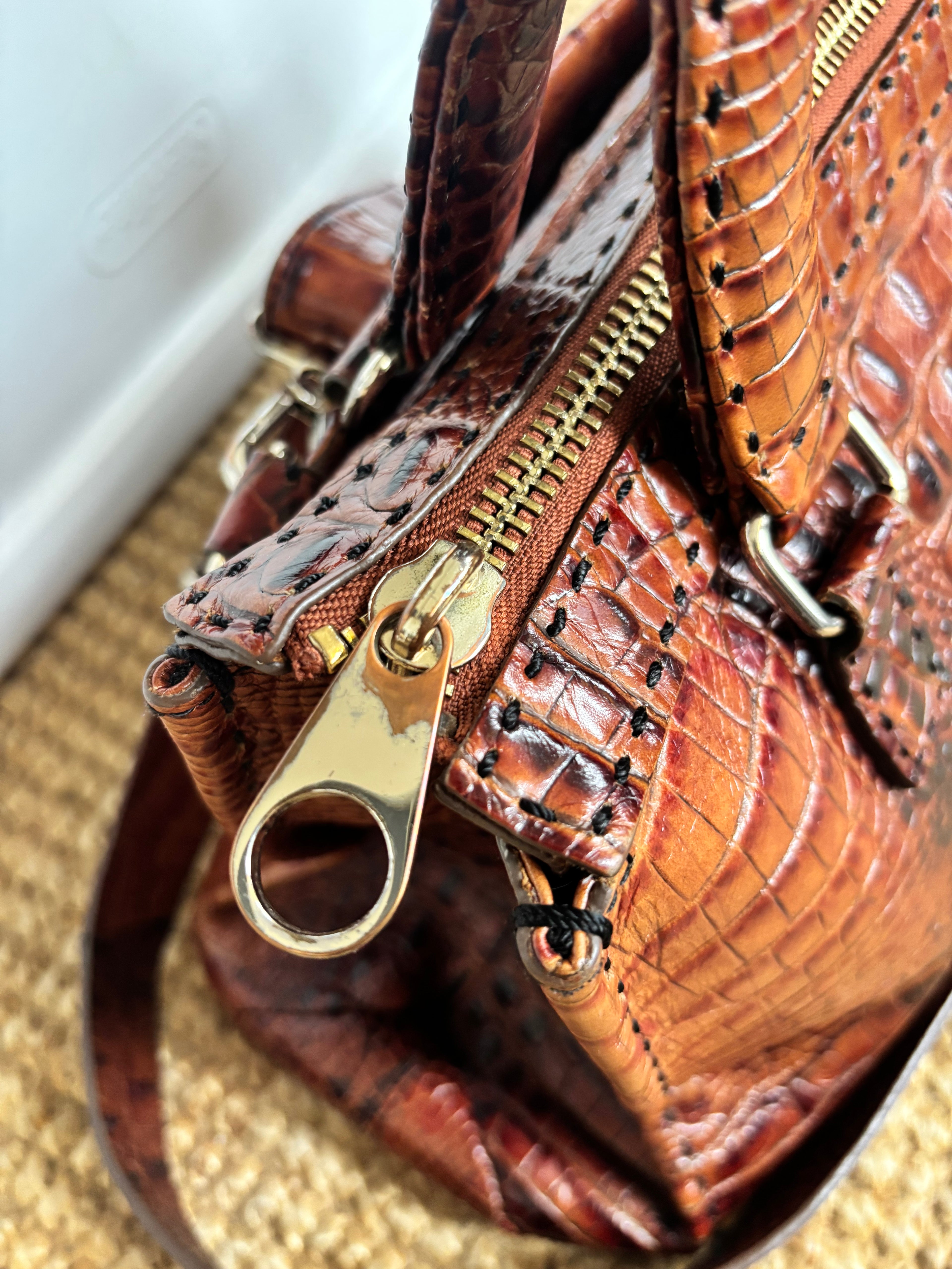 RARE Vintage Ted Baker Brown 100% Leather Crocodile Embossed Bag