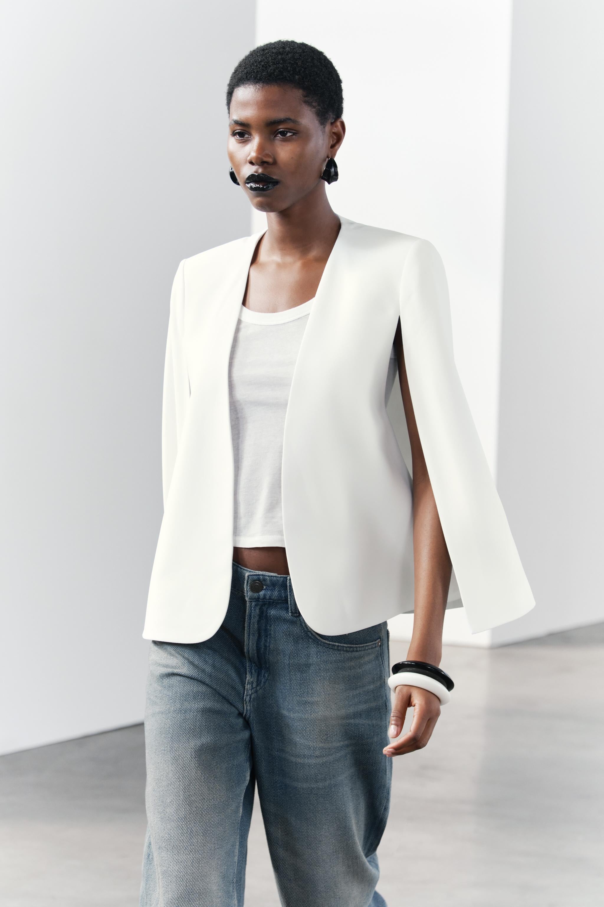 Zara ZW Collection White Cape Blazer Sleeveless Vest Bridal Minimalist