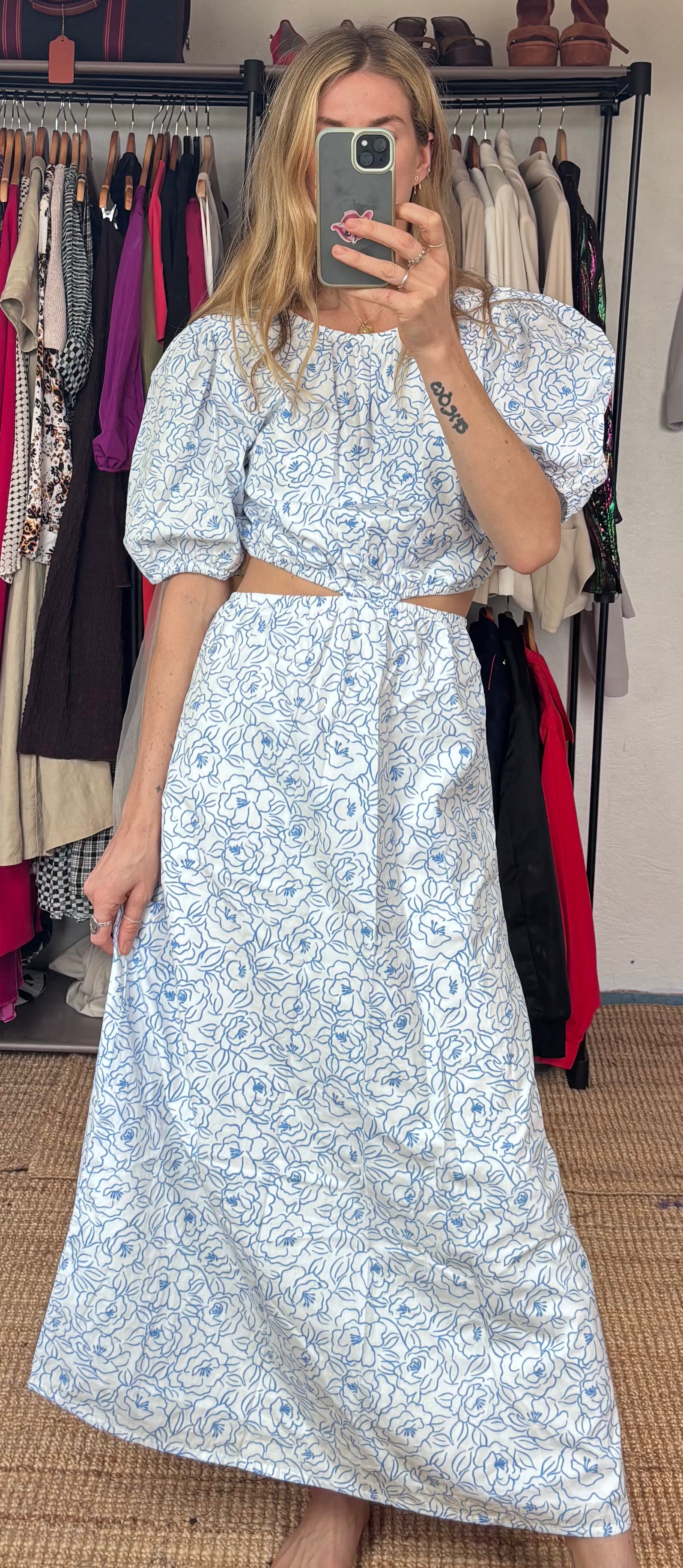 Faithful the Brand Martine Floral Print Alessandria Midi Cut Out Floral White with Blue Dress