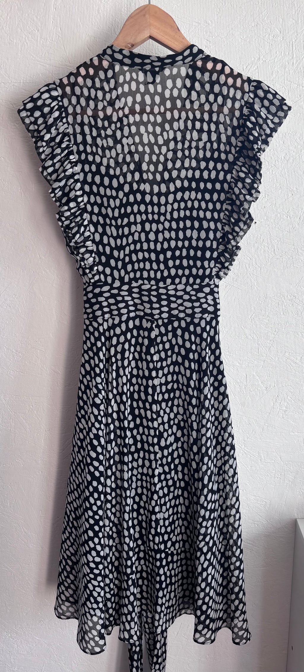 Club Monaco Black White Sandra Polka Dot Microdot Ruffle Sleeveless Button Down Belted Midi Dress